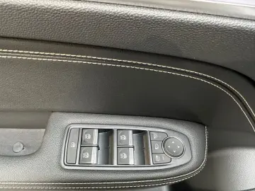 Arkana TECHNO E-Tech Full Hybrid 145PS