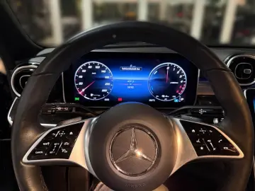 C 300 de 4M T AVANTGARDE AHK DISTRONIC KAMERA