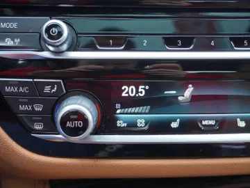 530d xDrive M Sport MHEV Aut. Laser ACC Navi Pan