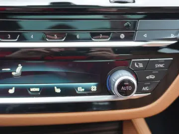 530d xDrive M Sport MHEV Aut. Laser ACC Navi Pan