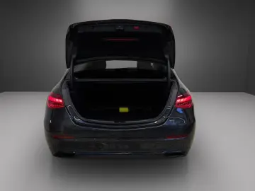 MERCEDES-BENZ C 300 Avantgarde 4M Pano NIGHT MEMORY