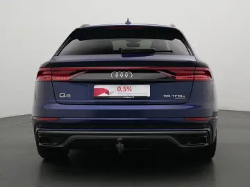 AUDI Q8 AHK B&O LEDER NACHTSICHT NAVI SITZBELÜFTUNG