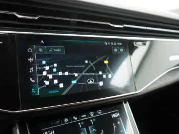AUDI Q8 AHK B&O LEDER NACHTSICHT NAVI SITZBELÜFTUNG