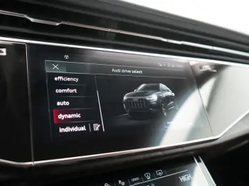 AUDI Q8 AHK B&O LEDER NACHTSICHT NAVI SITZBELÜFTUNG