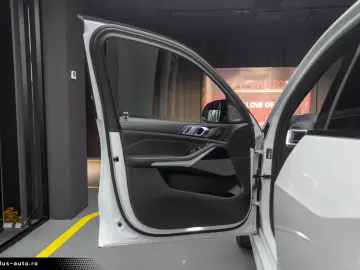 BMW X5 M M60i xDrive