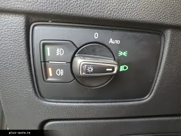 VW Passat Variant Business TDI DSG