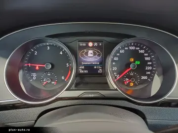 VW Passat Variant Business TDI DSG