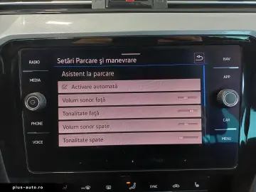 VW Passat Variant Business TDI DSG