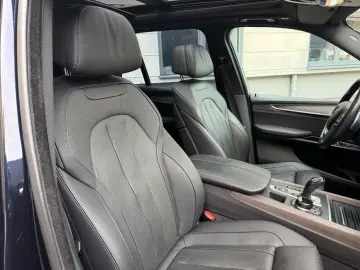 BMW X5 xDrive 40 d M PAKET KAMERA LEDER PANO LED