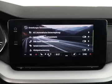 SKODA OCTAVIA COMBI FIRST 1.5TSI HEAD-UP 18 ZOLL AERO