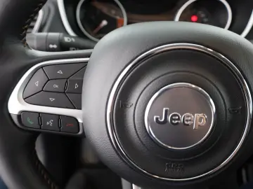 JEEP Compass 1.4 MultiAir Limited 4WD Klimaaut. Navi