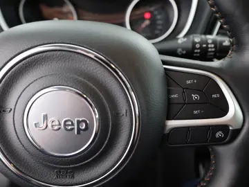 JEEP Compass 1.4 MultiAir Limited 4WD Klimaaut. Navi