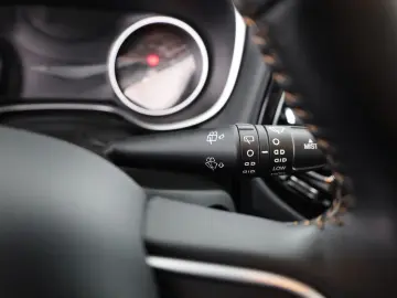 JEEP Compass 1.4 MultiAir Limited 4WD Klimaaut. Navi