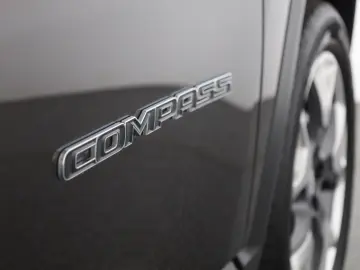 JEEP Compass 1.4 MultiAir Limited 4WD Klimaaut. Navi