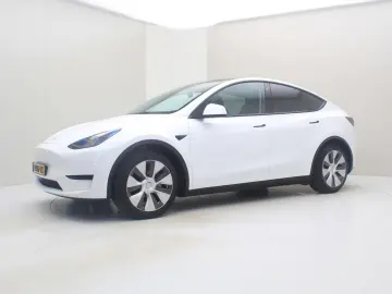 TESLA Model Y Standard RWD Plus 351pk [ LFP ACCU AUTOP