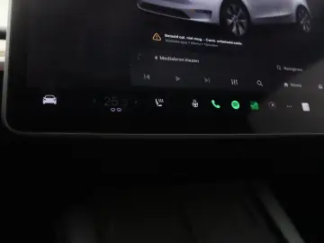 TESLA Model Y Standard RWD Plus 351pk [ LFP ACCU AUTOP