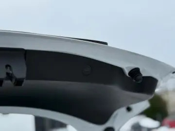 TESLA Model 3 Mod. 2021 Long Range Facelift Wärmep AHK