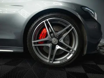 MERCEDES-BENZ C 63 S T AMG Performance Carbon  LED A…