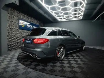 MERCEDES-BENZ C 63 S T AMG Performance Carbon  LED A…
