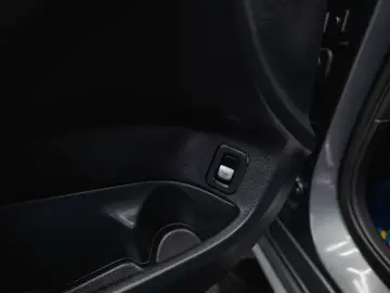 MERCEDES-BENZ C 63 S T AMG Performance Carbon  LED A…