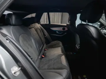 MERCEDES-BENZ C 63 S T AMG Performance Carbon  LED A…