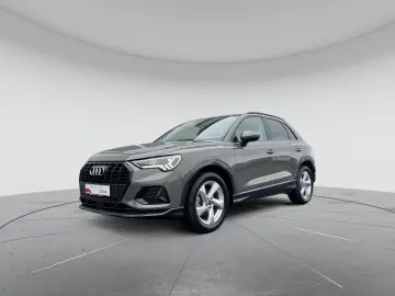 AUDI Q3 advanced 35 TFSI S tronic AHK Navi SHZ PDC
