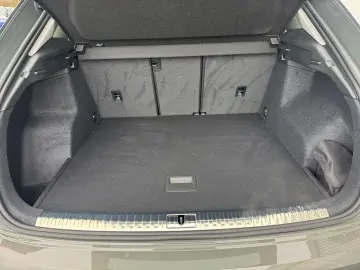 AUDI Q3 advanced 35 TFSI S tronic AHK Navi SHZ PDC