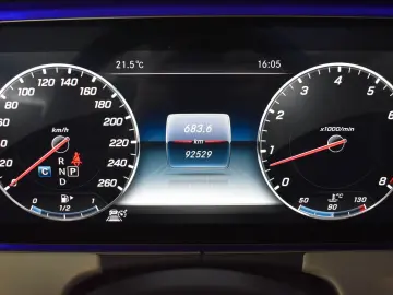 MERCEDES-BENZ E 450 4Matic AMG-LINE  M-BEAM  WIDE  360   HUD