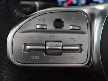 MERCEDES-BENZ E 450 4Matic AMG-LINE  M-BEAM  WIDE  360   HUD