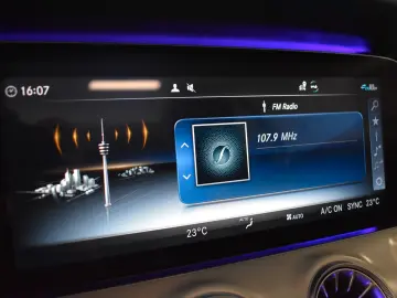 MERCEDES-BENZ E 450 4Matic AMG-LINE  M-BEAM  WIDE  360   HUD