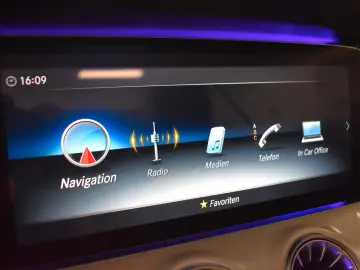 MERCEDES-BENZ E 450 4Matic AMG-LINE  M-BEAM  WIDE  360   HUD