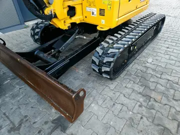 CAT 303.5 CR 2022 2581 mth 303.5CR 303 302 302.7