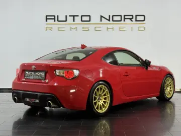 TOYOTA GT86 Pure  Navi Strebe ProTrackWheels KW Optik