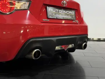 TOYOTA GT86 Pure  Navi Strebe ProTrackWheels KW Optik