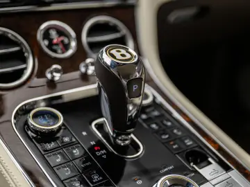 BENTLEY Continental gtc W12 6.0 635 ch