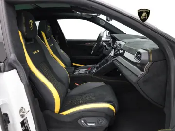 LAMBORGHINI Urus Performante I Lamborghini Hamburg