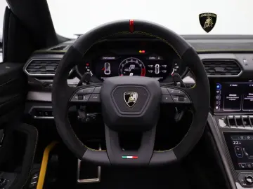 LAMBORGHINI Urus Performante I Lamborghini Hamburg