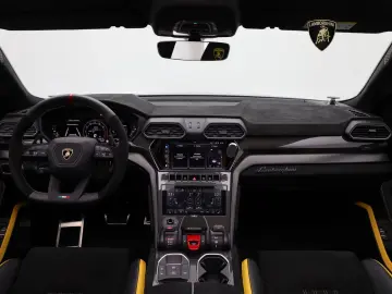 LAMBORGHINI Urus Performante I Lamborghini Hamburg
