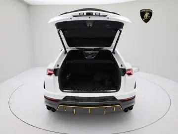 LAMBORGHINI Urus Performante I Lamborghini Hamburg