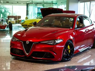 Alfa Romeo Giulia HD-T 2026-028