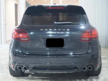 PORSCHE Cayenne Turbo S