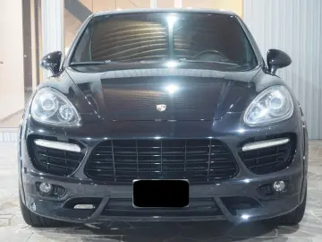PORSCHE Cayenne Turbo S