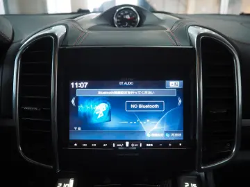 PORSCHE Cayenne Turbo S