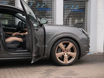PORSCHE E-Hybrid Coupé SPORTDESIGN-AHK-22 -LEDER BEIGE