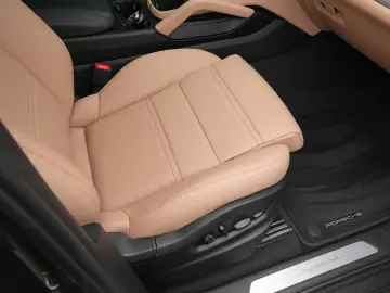 PORSCHE E-Hybrid Coupé SPORTDESIGN-AHK-22 -LEDER BEIGE