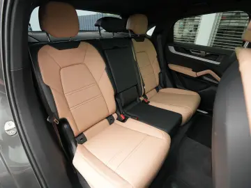 PORSCHE E-Hybrid Coupé SPORTDESIGN-AHK-22 -LEDER BEIGE