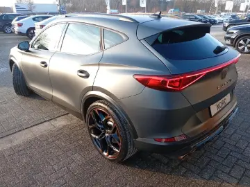 CUPRA Formentor VZ5 2.0 TSI 4Drive Matrix LED Leder P.