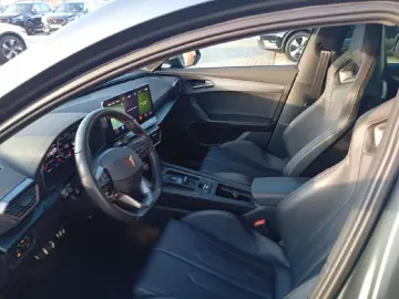 CUPRA Formentor VZ5 2.0 TSI 4Drive Matrix LED Leder P.