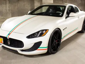 Maserati Granturismo HD-T 2026-044