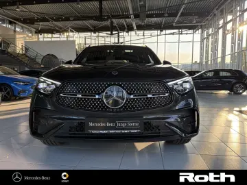 MERCEDES-BENZ GLC 300 AMG Pano AHK Night Winterp Digital 360